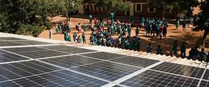 La escuela de una aldea de Malawi ya cuenta con energía limpia 
